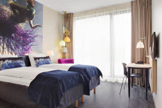 Kuvaoikeudet:: Ole Dyre Hesledalen, Torggata 11, 0181 Olso, Norway, +47 95 15 90 95, oledyre@gmail.com Scandic Fornebu, room, standard